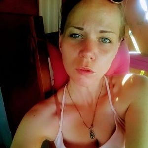 Meet your Posher, Felicia